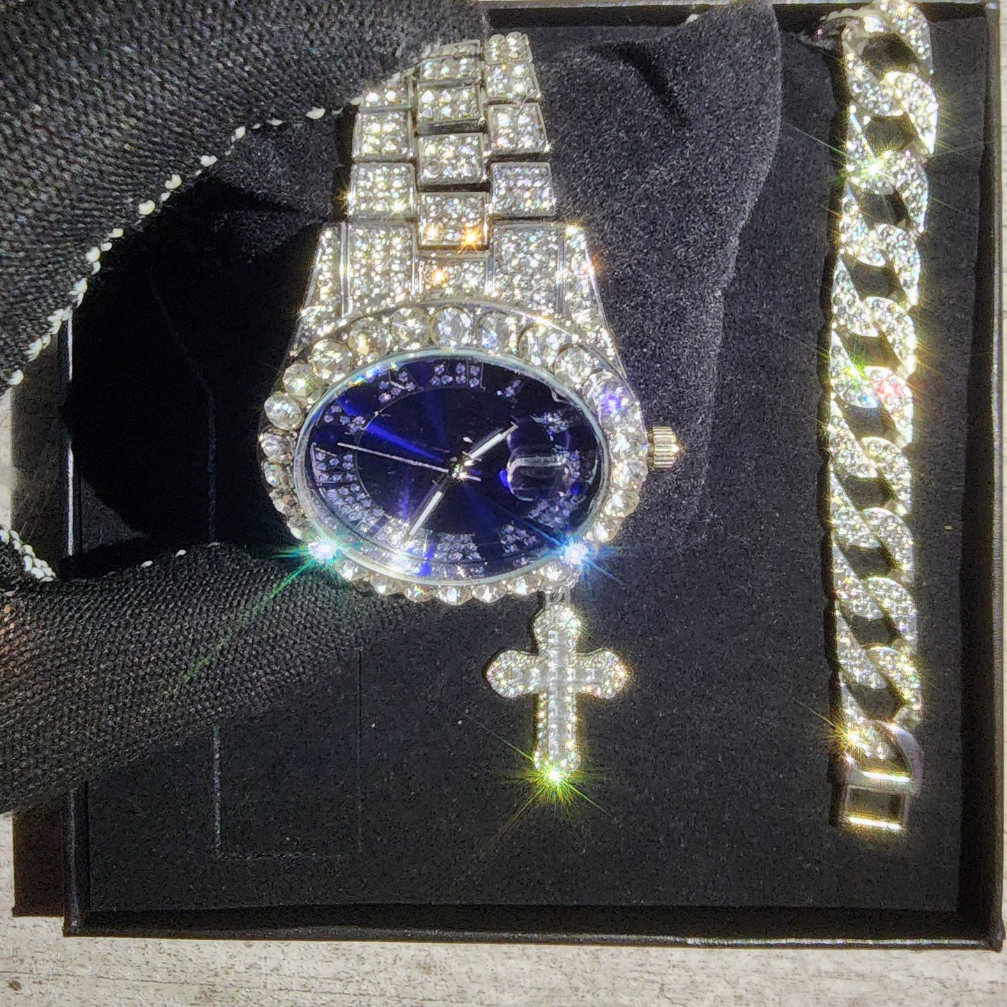 SET DE RELOJ + PULSERA + COLLAR (COLOR AZUL Y PLATA)