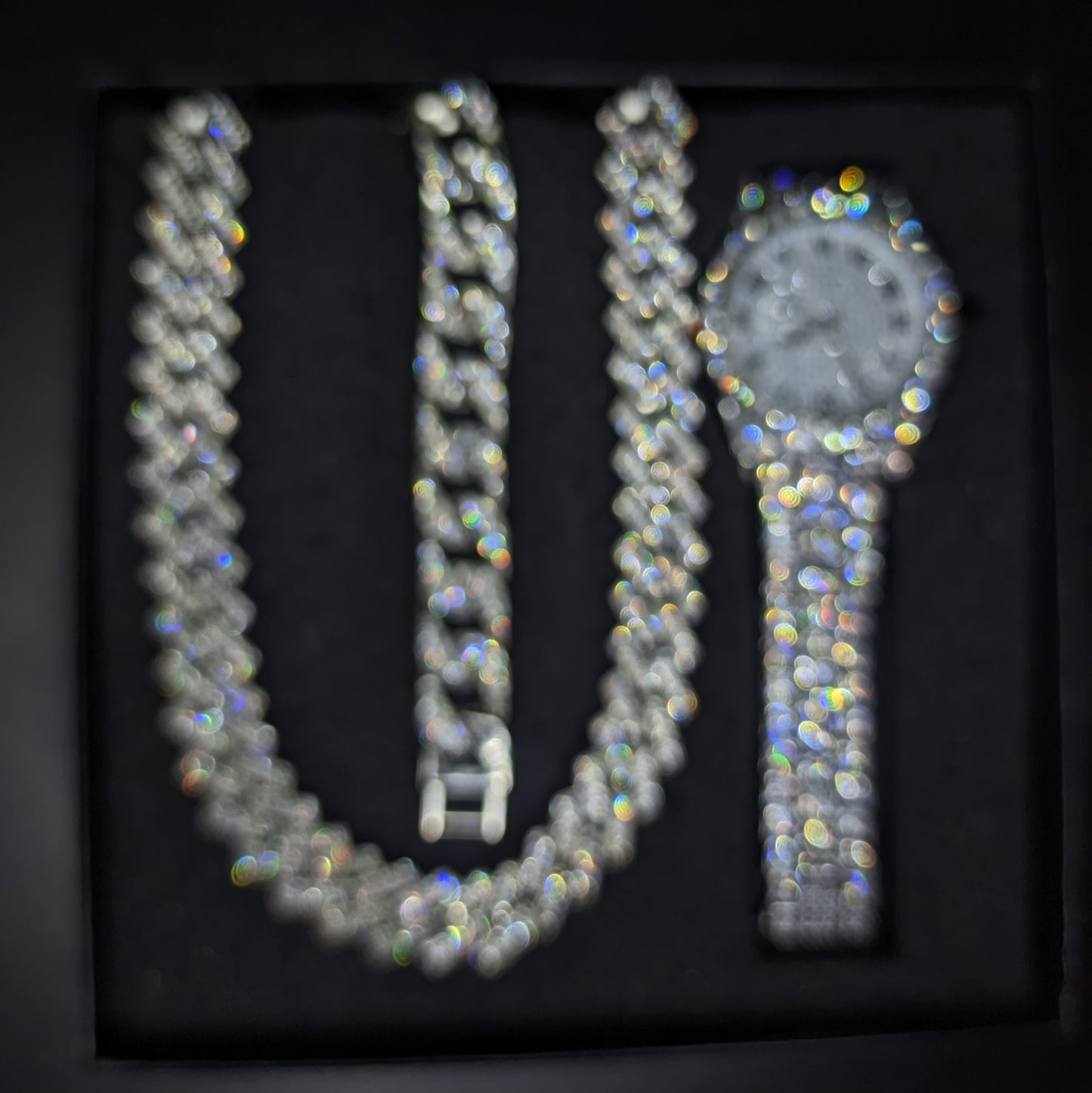 SET DE RELOJ + COLLAR + PULSERA EN COLOR BLANCO